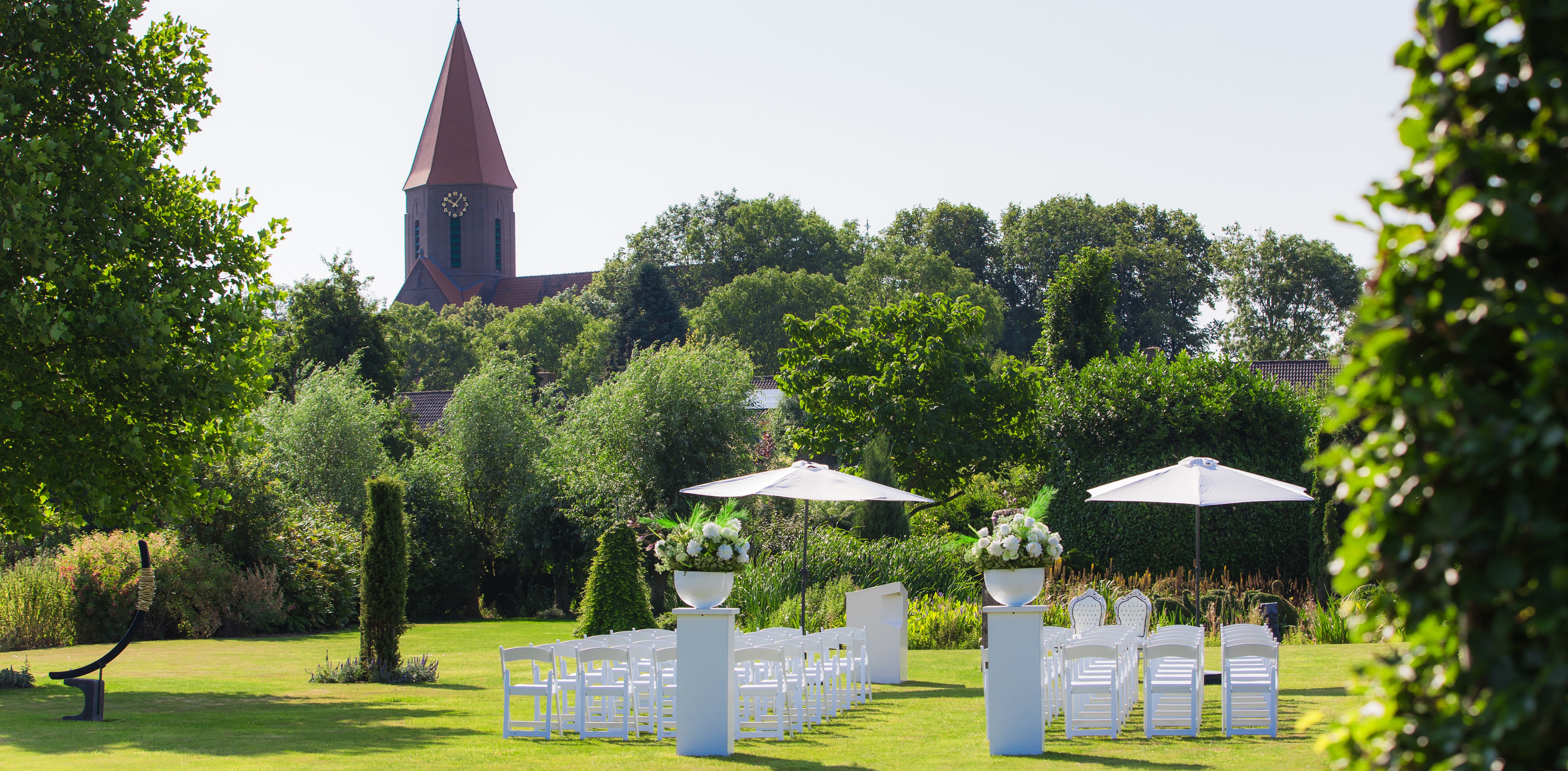 Opstelling ceremonie met tent
